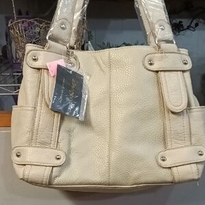 Chic Cream Shoulder Bag
